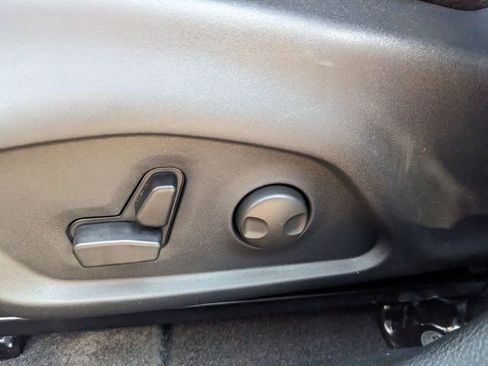 New 2025 Jeep Compass Limited w/ High Altitude Package image 8