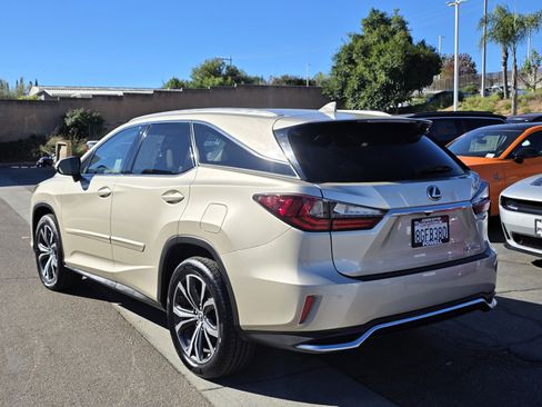 Used 2018 Lexus RX 350L w/ Premium Package image 3