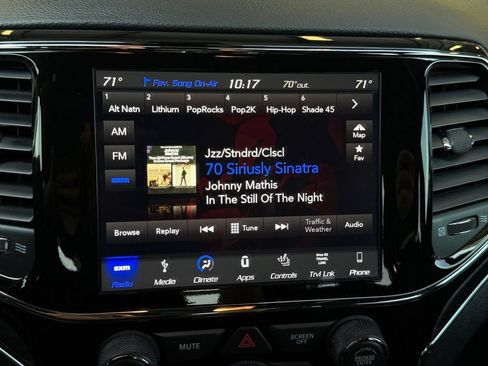Used 2019 Jeep Grand Cherokee Limited w/ Luxury Group II AWD/4WD image 20