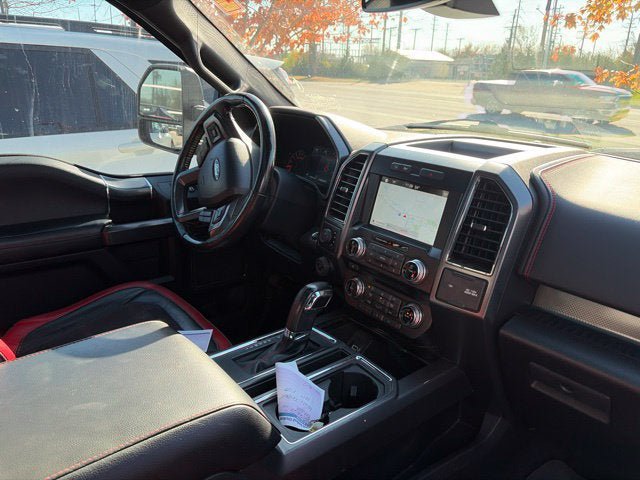 Used 2017 Ford F150 Lariat w/ Equipment Group 502A Luxury AWD/4WD image 6