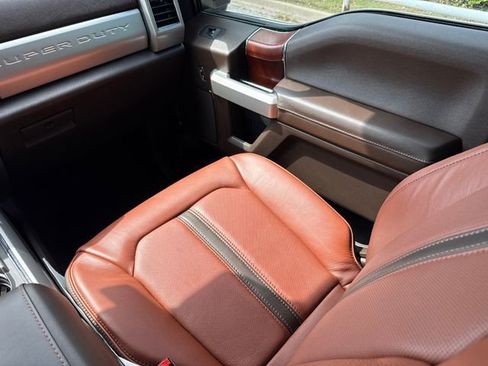 Used 2022 Ford F450 King Ranch w/ King Ranch Ultimate Package image 13