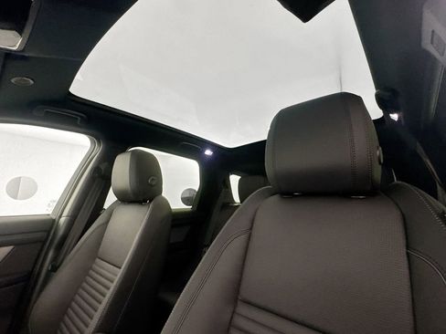 New 2026 Land Rover Discovery Sport Landmark AWD/4WD image 21