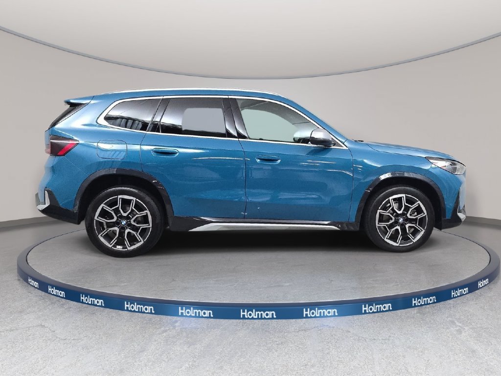 Used 2023 BMW X1 xDrive28i w/ Convenience Package AWD/4WD image 5