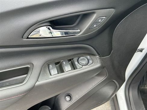 Certified 2024 Chevrolet Equinox RS w/ RS Leather Package image 19