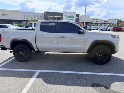 Used 2026 GMC Canyon Elevation w/ Convenience Package