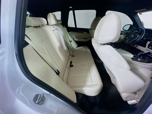 Used 2019 BMW X3 xDrive30i w/ Premium Package AWD/4WD image 11