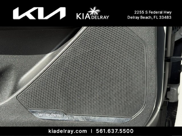 Certified 2025 Kia Sportage SX FWD image 17