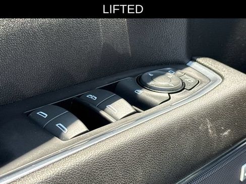 Used 2023 Chevrolet Silverado 1500 LT Trail Boss w/ LT Trail Boss Premium Package AWD/4WD image 20