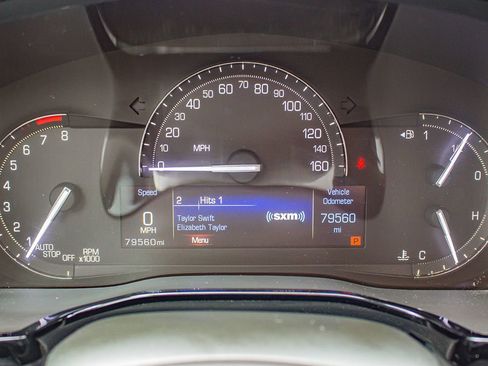 Used 2017 Cadillac XT5 Luxury w/ Driver Awareness Package AWD/4WD image 23