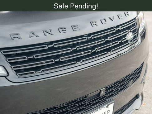 Used 2025 Land Rover Range Rover Sport Dynamic SE AWD/4WD image 16