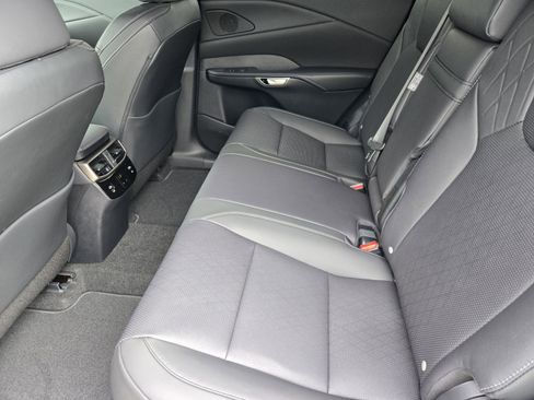 New 2026 Lexus RX 350 FWD image 17