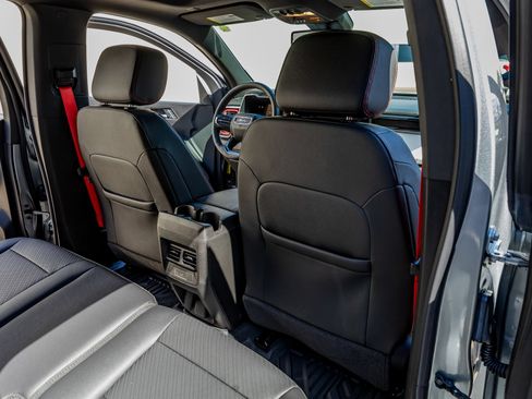 Used 2024 GMC Canyon AT4X AWD/4WD image 31