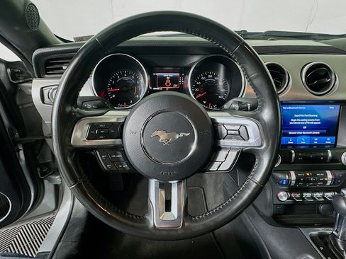 Used 2022 Ford Mustang Premium RWD image 18