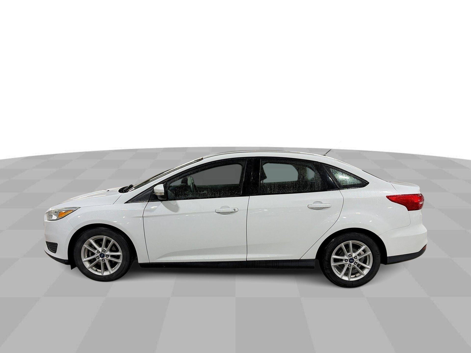 Used 2015 Ford Focus SE FWD image 6