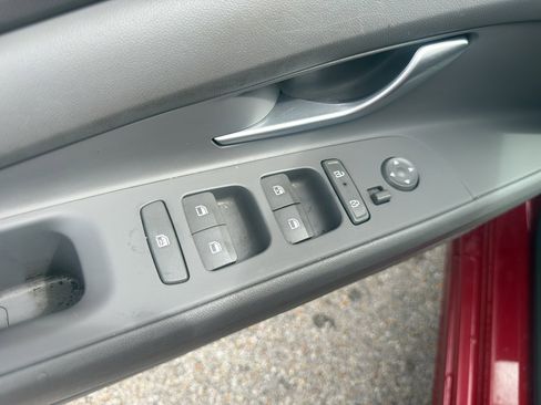 Used 2024 Hyundai Elantra SEL FWD image 10