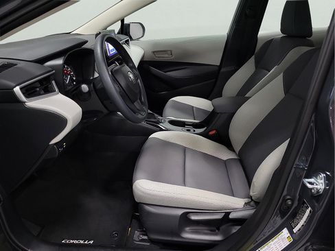 Used 2024 Toyota Corolla LE FWD image 10