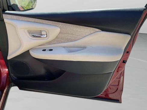 Used 2024 Nissan Murano SL image 24