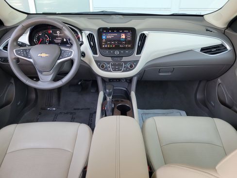 Used 2024 Chevrolet Malibu LT FWD image 16
