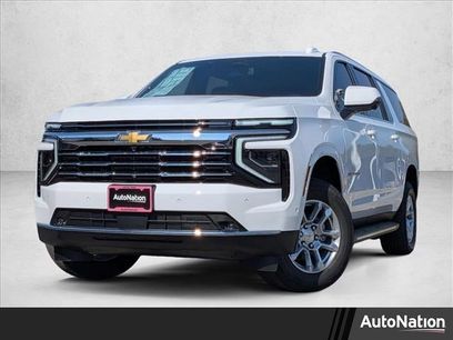 New 2026 Chevrolet Suburban LT w/ Comfort Package