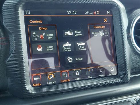 Used 2020 Jeep Gladiator Rubicon image 25