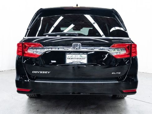 Used 2020 Honda Odyssey Elite image 5