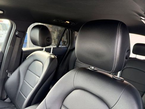 Used 2020 Mercedes-Benz GLC 350e 4MATIC image 15