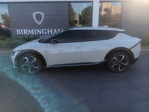 Used 2022 Kia EV6 GT-Line w/ First Edition Package AWD/4WD image 1