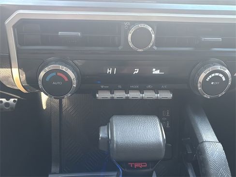 Used 2024 Toyota Tacoma TRD Sport image 24