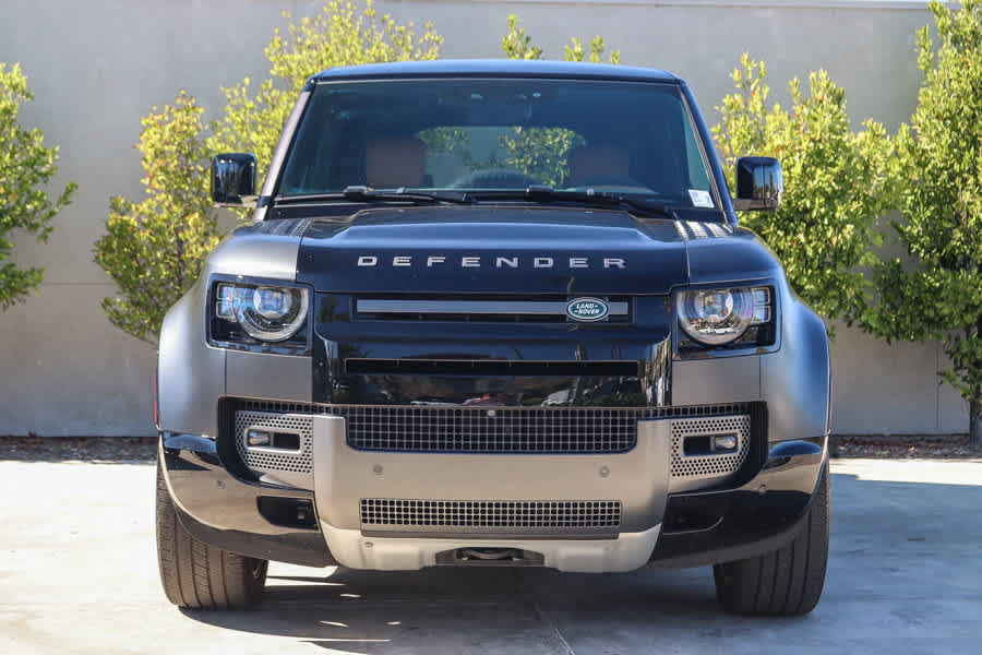 Used 2023 Land Rover Defender 110 Carpathian Edition AWD/4WD image 2