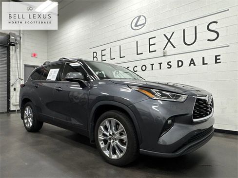 Used 2020 Toyota Highlander Limited image 1