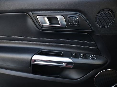 Used 2021 Ford Mustang GT Premium w/ Equipment Group 401A image 17