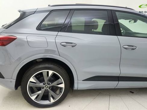 Used 2024 Audi Q4 e-tron Prestige AWD/4WD image 7