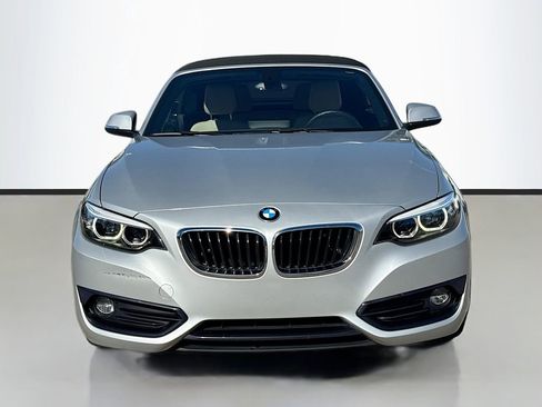 Used 2018 BMW 230i Convertible image 2