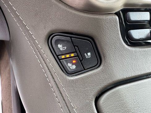 Used 2018 GMC Yukon XL Denali w/ Denali Ultimate Package image 21