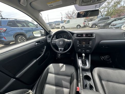 Used 2014 Volkswagen Jetta TDI FWD image 4