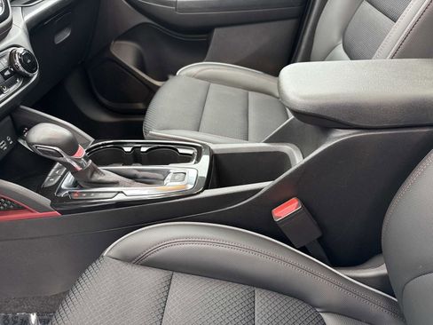 Used 2023 Chevrolet TrailBlazer RS w/ Sun and Liftgate Package image 15