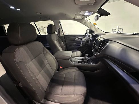 Used 2019 Chevrolet Traverse LS FWD image 29