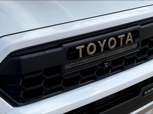 Used 2024 Toyota Tacoma 4x4 Double Cab Hybrid image 29