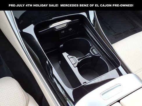 Used 2025 Mercedes-Benz C 300 4MATIC Sedan image 8