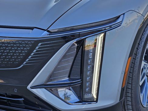 New 2026 Cadillac Lyriq Premium Sport image 9