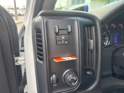 Used 2018 Chevrolet Silverado 2500 W/T w/ WT Convenience Package image 12