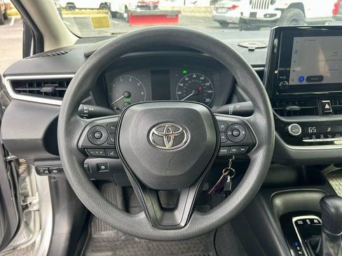 Used 2024 Toyota Corolla LE AWD/4WD image 19