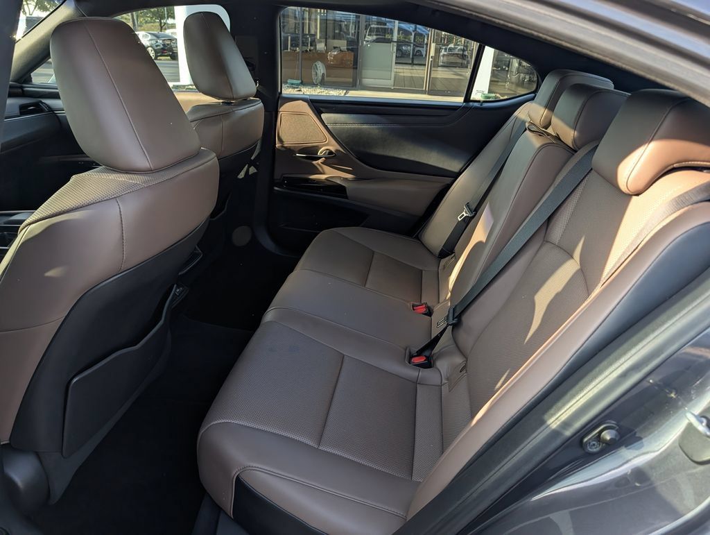 Used 2022 Lexus ES 350 w/ Premium Package FWD image 29