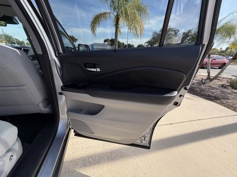 Certified 2022 Honda Pilot Special Edition image 33