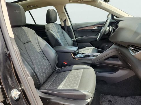 Used 2023 Buick Envision Avenir FWD image 17