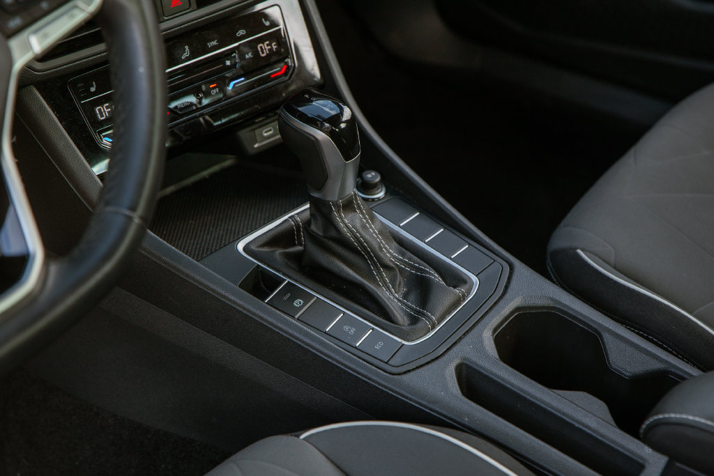 Used 2025 Volkswagen Jetta Sport FWD image 14