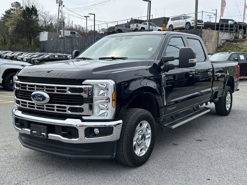 Used 2025 Ford F250 XLT image 7