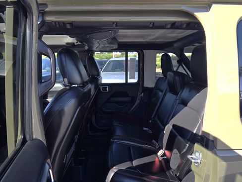 New 2026 Jeep Wrangler Unlimited Rubicon w/ Safety Group image 17
