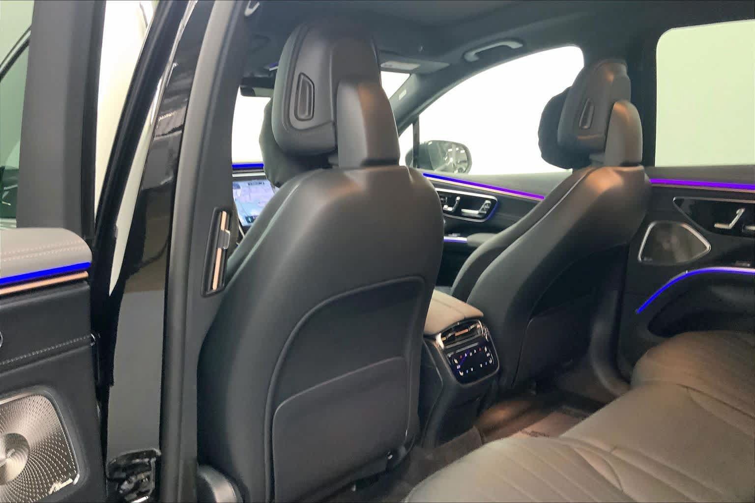 Used 2023 Mercedes-Benz EQS 450+ SUV image 17