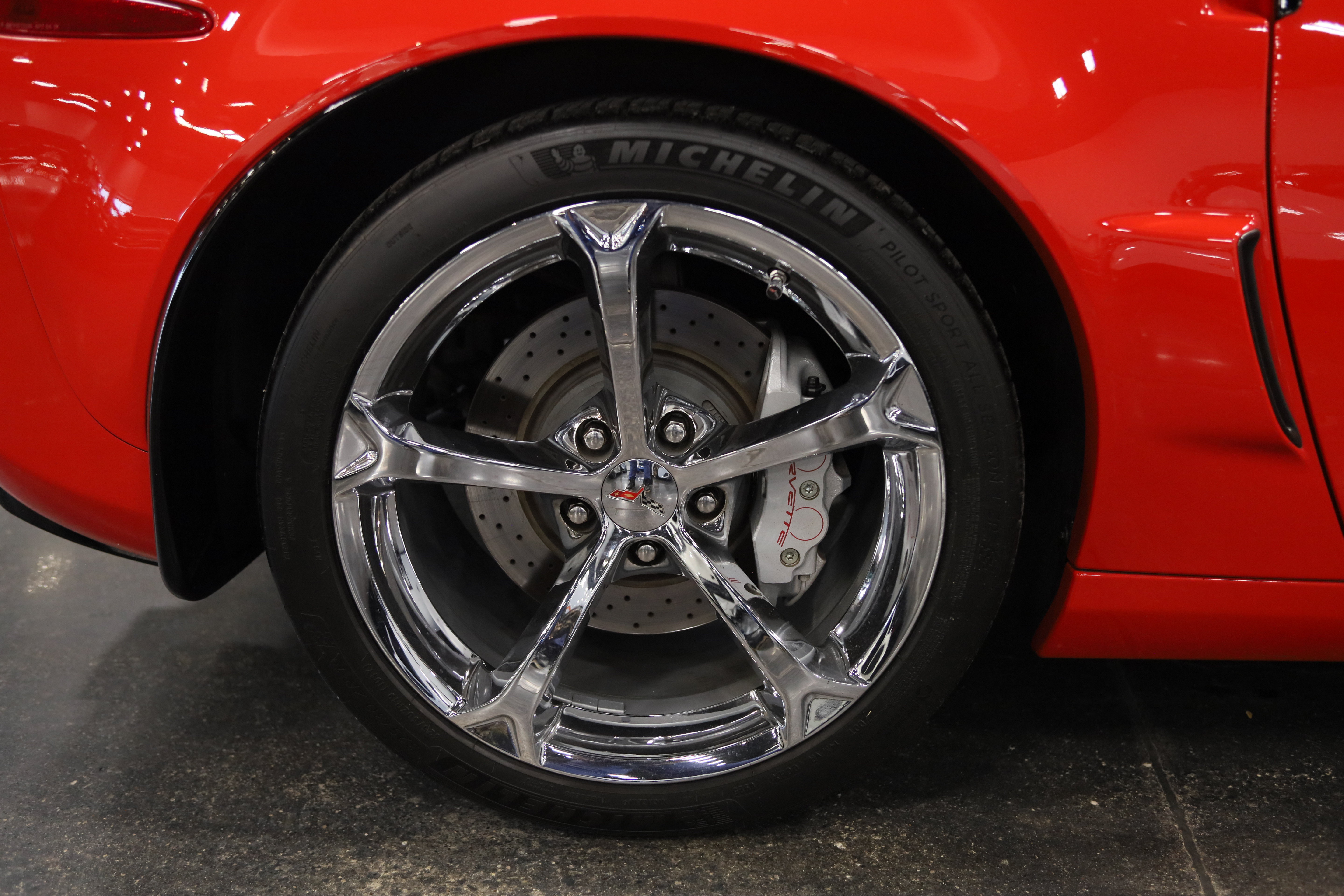Used 2011 Chevrolet Corvette Grand Sport w/ Preferred Equipment Group RWD image 15